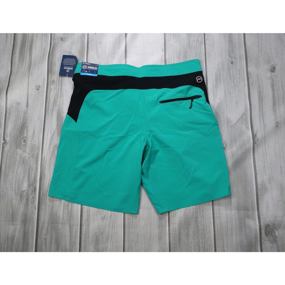 NEW Magellan Outdoors Pro Angler Men’s L Cargo Hybrid Board Shorts Vented Green - Picture 5 of 7